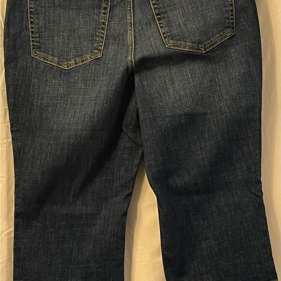 Women's Blue Jeans - Picture 2 of 3